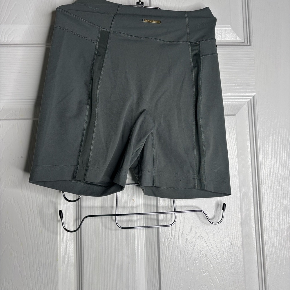 Gymshark Women's Whitney Simmons Biker Scrunch shorts